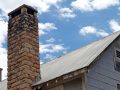 Les dangers d’une cheminée non entretenue : risques d’incendie et d’intoxication